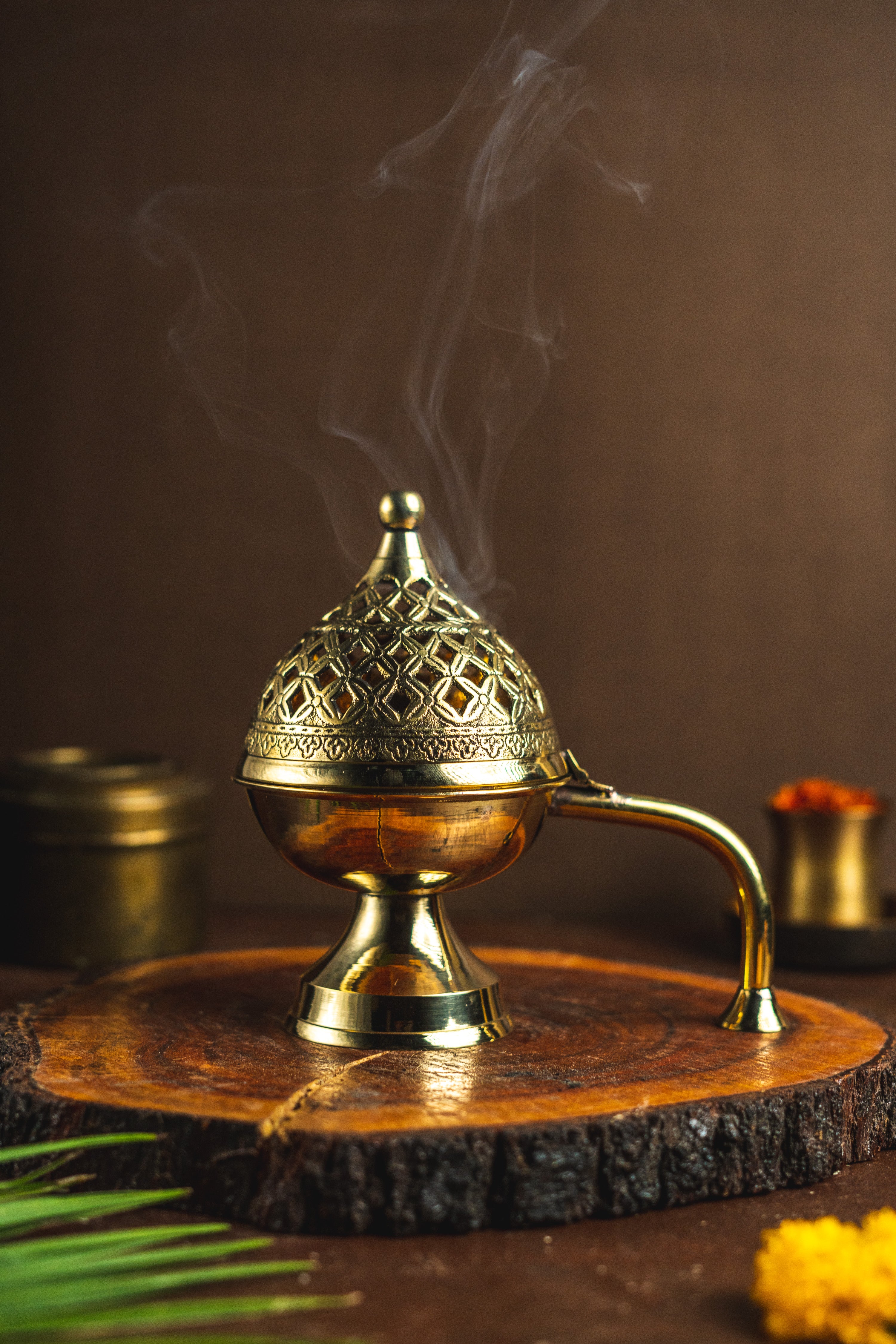 Jasmine Havan Cups & Brass Dhooni | Made from Cow dung & Temple Flower |Gulessence - Gulessence
